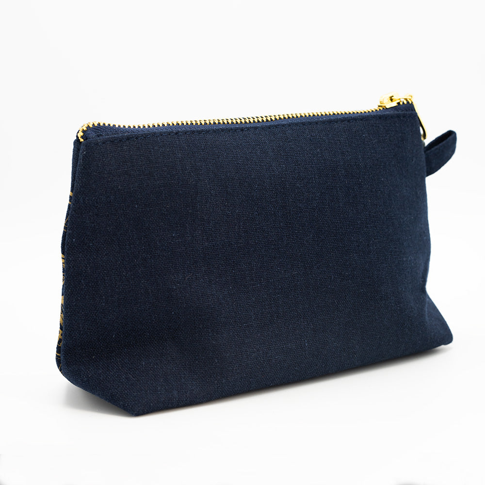 The back of the denim bag with golden zipper.