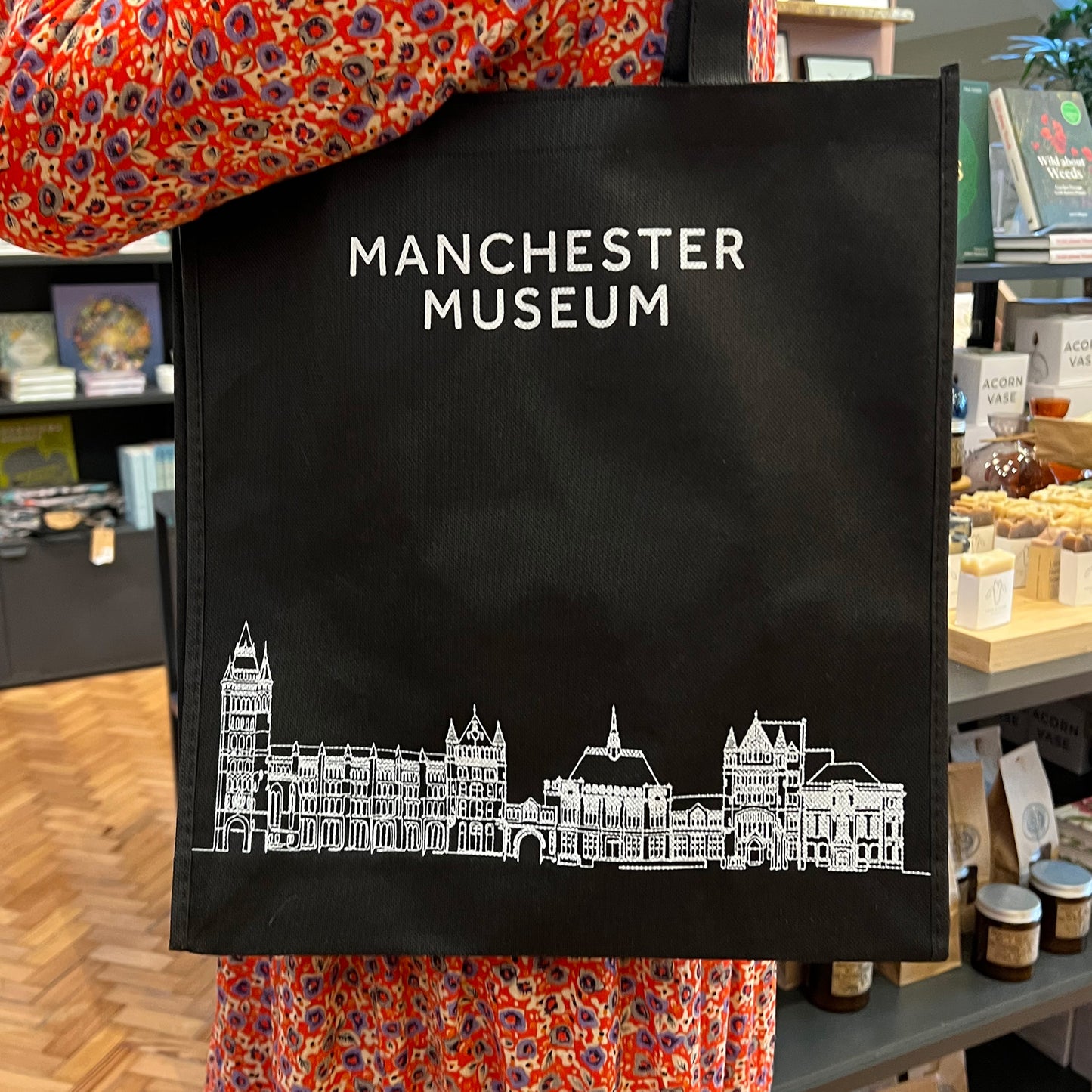 Load image into Gallery viewer, The black museum tote bag.
